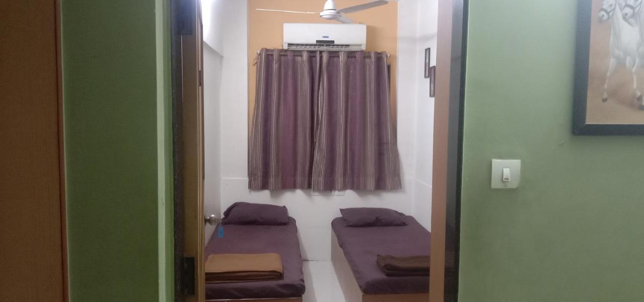 Srujan Sarai Service Apartment Mumbai Luaran gambar