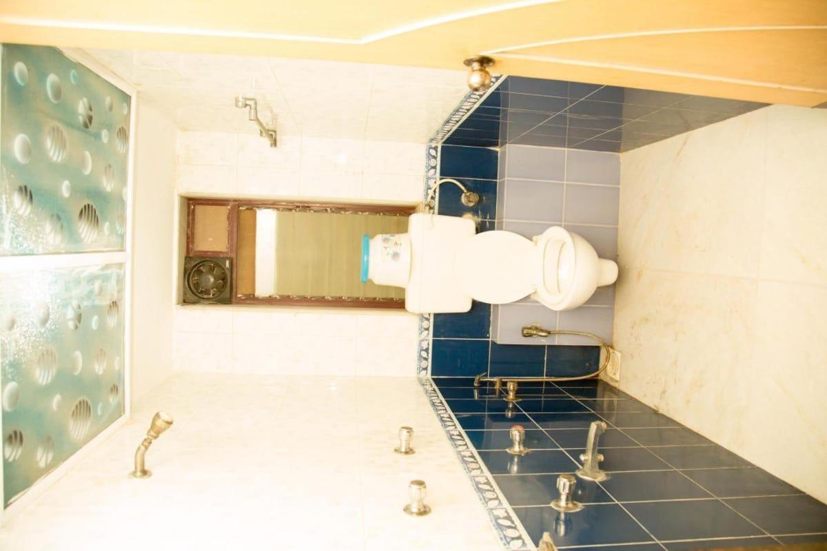 Srujan Sarai Service Apartment Mumbai Luaran gambar